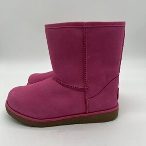 UGG Women's Essential Short Pink Fashion Boots Size 4~New W/O Box‎